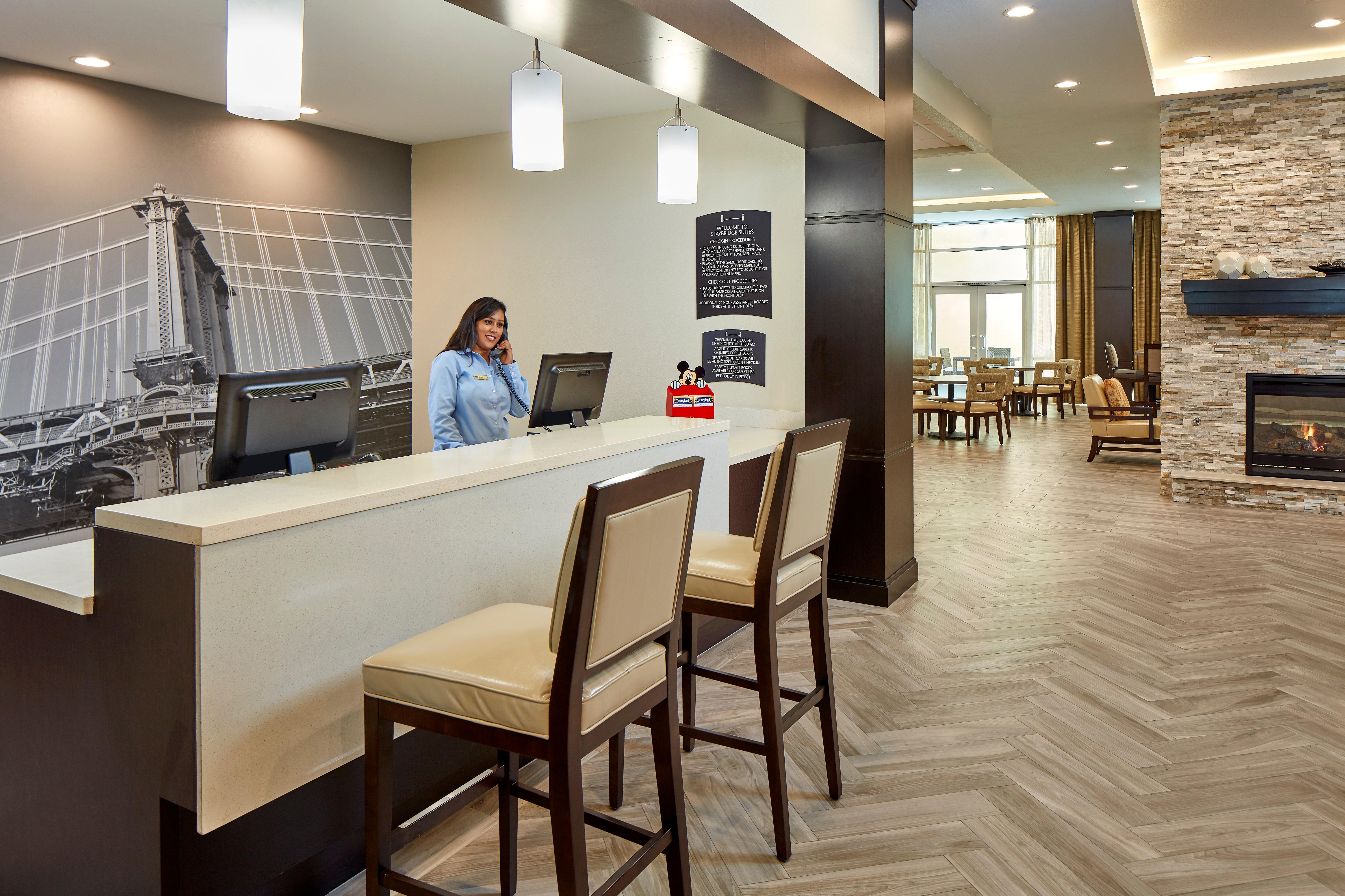 Staybridge Suites Anaheim At The Park By Ihg Екстер'єр фото